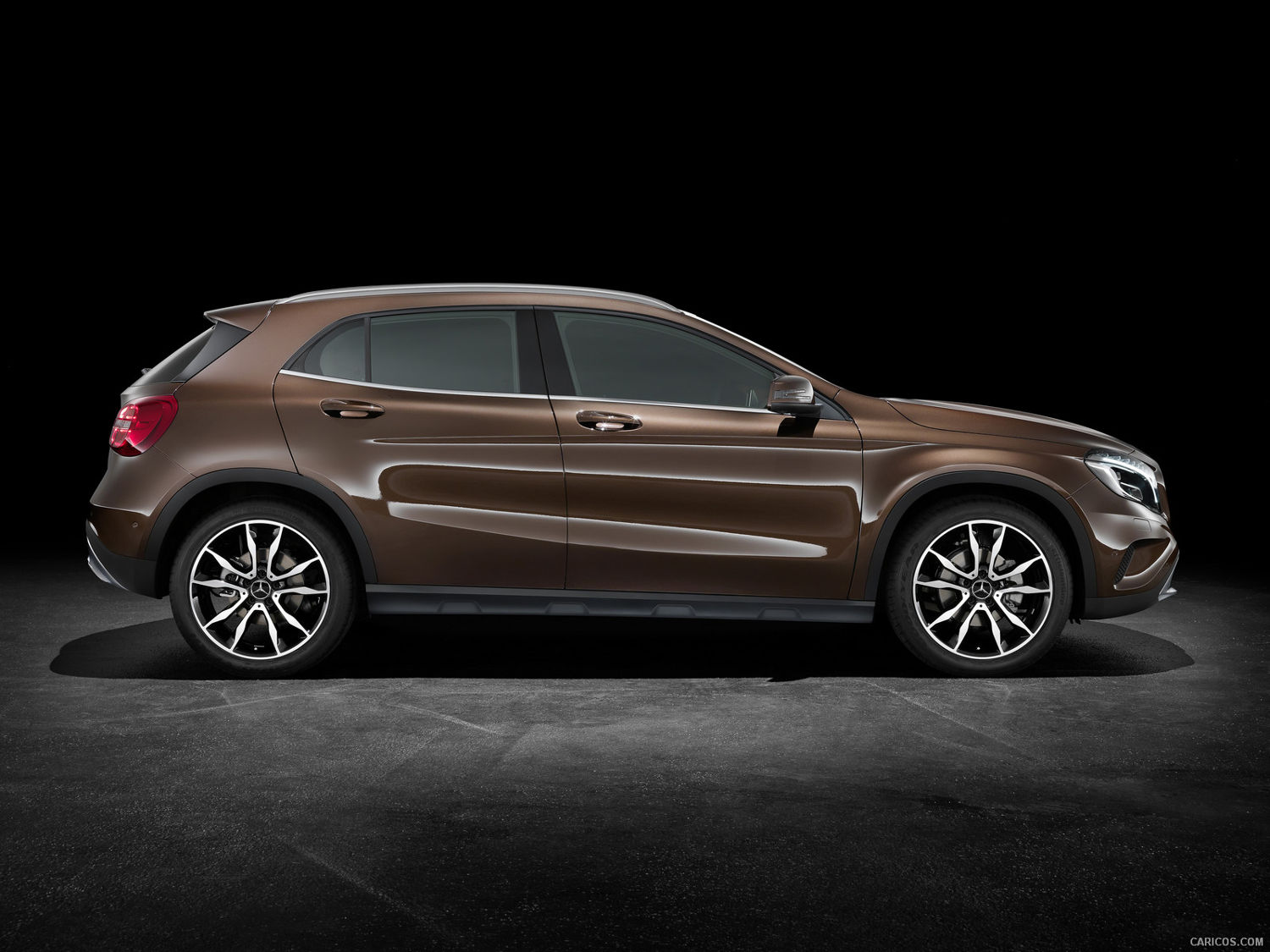 MercedesBenz GLAClass GLA250 2015 SUV Drive